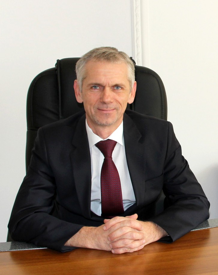 ДИРЕКТОР